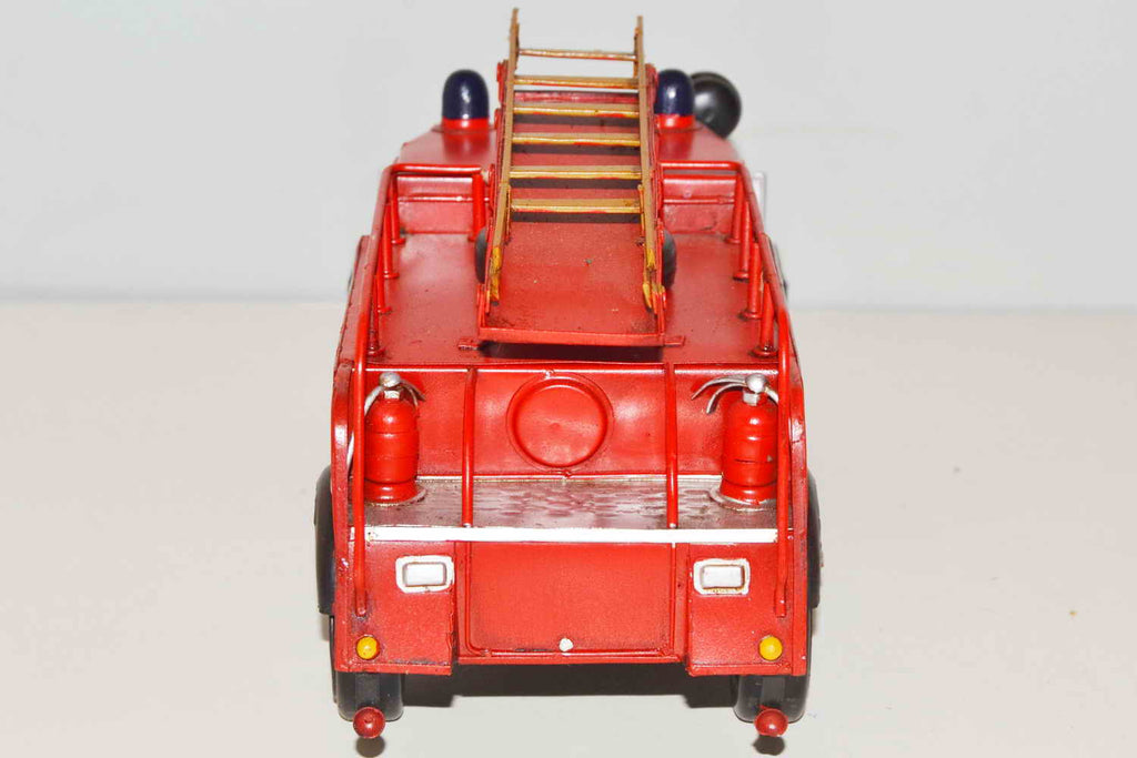 Nostalgischer Blech Feuerwehr LKW Deutschland 1960 - Handgefertigtes Deko Modell