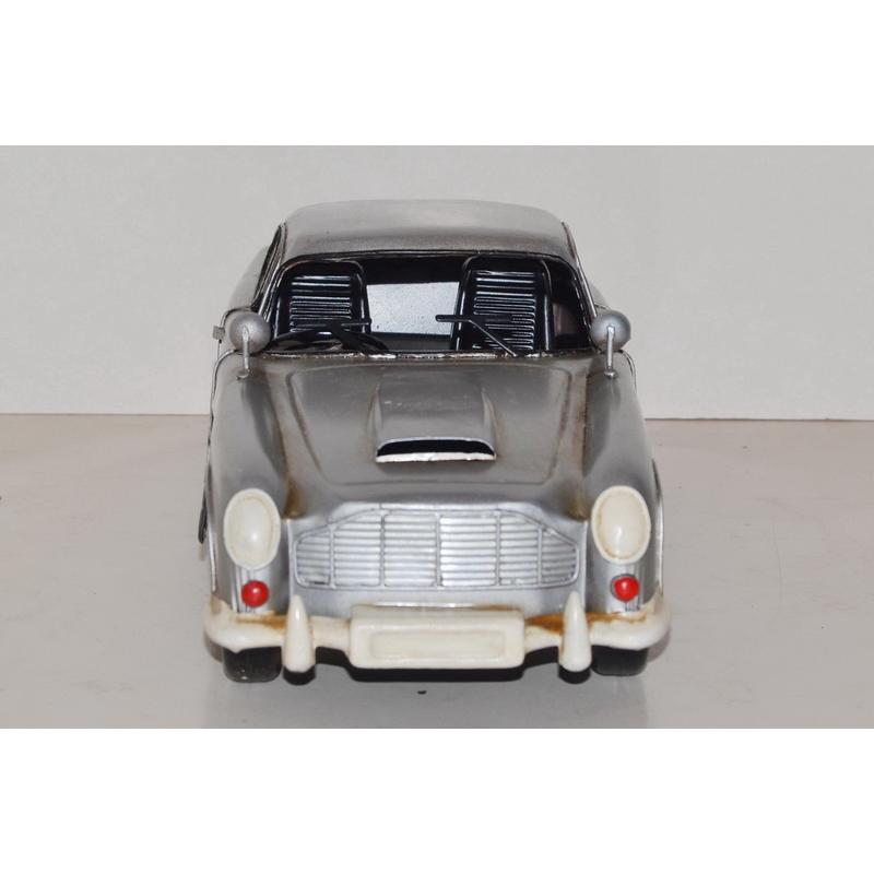 Nostalgisches handgefertigtes Blechmodell Aston Martin 007 Silber Deko