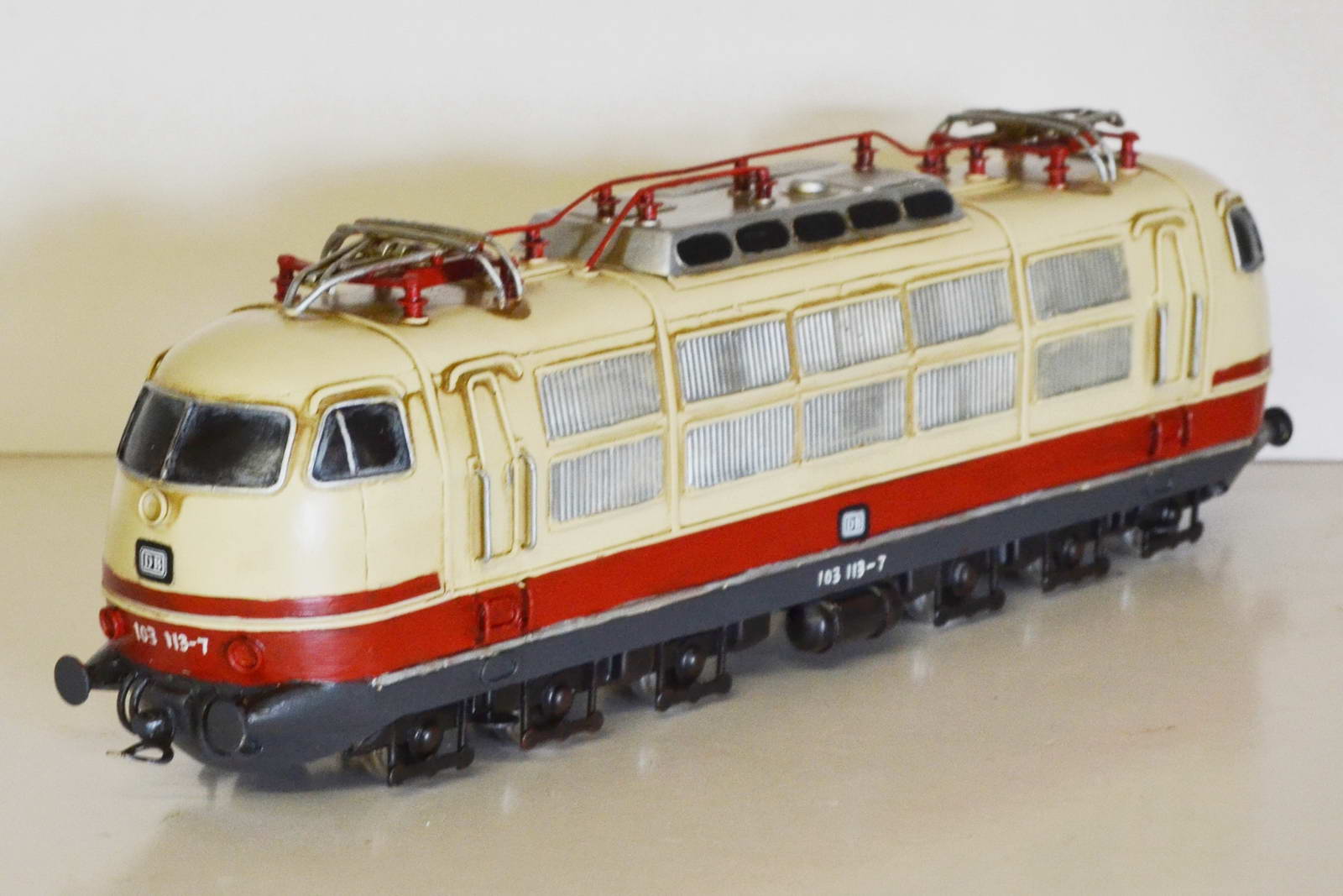 Blechmodell E-Lok BR 103 Deutsche Bundesbahn, handgefertigt in nostalgischem Design für Sammler